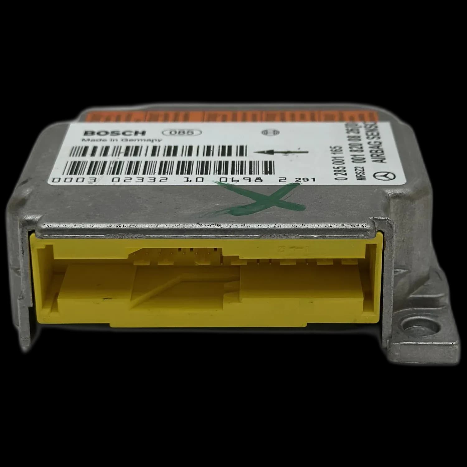 Calculateur airbag A 001 820 08 26 (03), Connecteur
