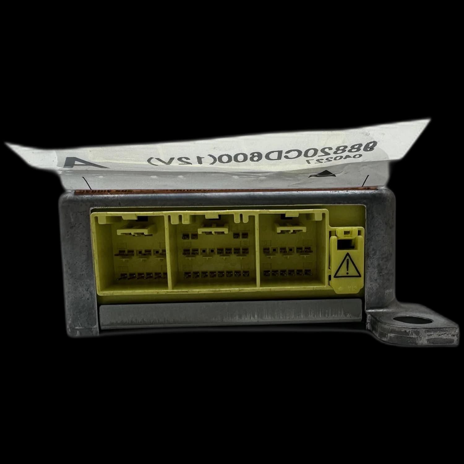 Calculateur airbag 98820CD600, Connecteur